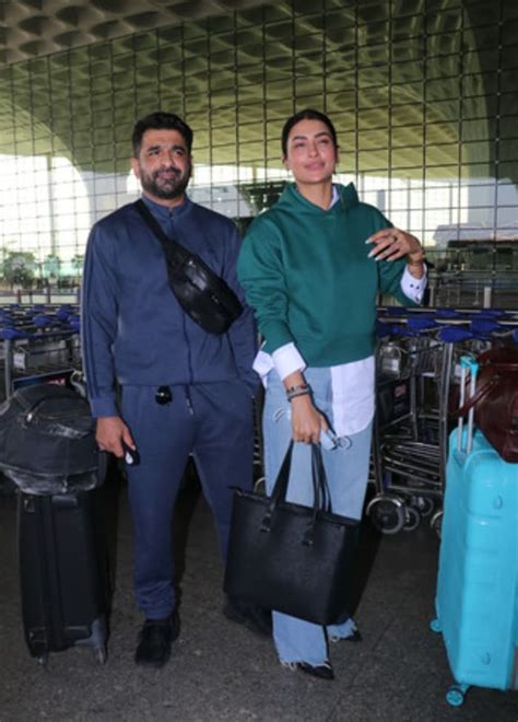 Deepika Padukone And Ranveer Singh's Airport Looks Are Just Too Cool