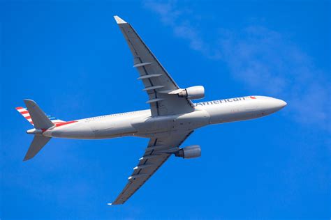 Airplane Flying Free Stock Photo - Public Domain Pictures