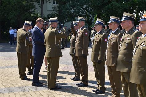 Wojewódzkie obchody Święta Wojska Polskiego w Morągu 20 BBZ