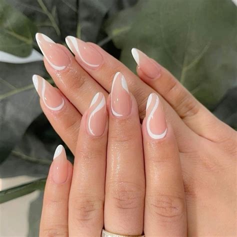 25 Adorable Almond Nail Designs Artofit