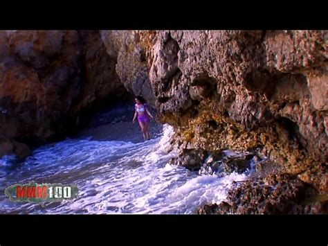 Penelope Tiger se paye une bite espagnole dans son cul à la plage XVIDEOS