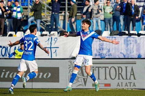 Brescia Palermo Vota Le Pagelle Dei Tifosi In Rete Tifo Brescia