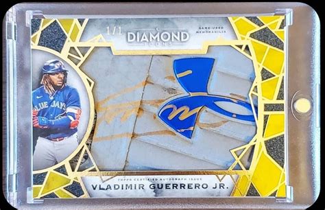 Topps Diamond Icons Vladimir Guerrero Jr Gold Ink Auto