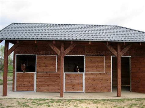 Establos De Madera Casas Naturales