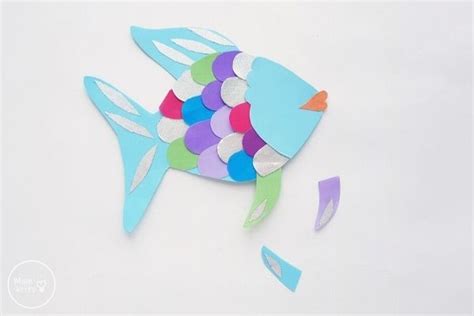 Paper Rainbow Fish Craft [Free Template] | Rainbow fish crafts, Fish ...