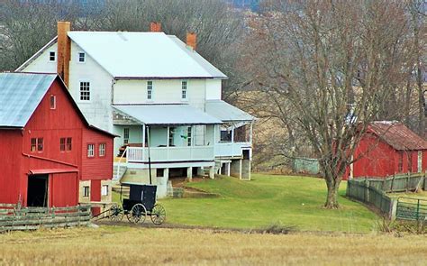 ~ Amish Farms ~ Sarahs Country Kitchen ~ Ohios Amish Country Usa