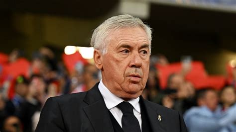 Bola de Ouro Carlo Ancelotti é eleito o melhor técnico do mundo