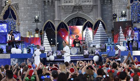 La magia navideña llega a Walt Disney World Florida actividades y