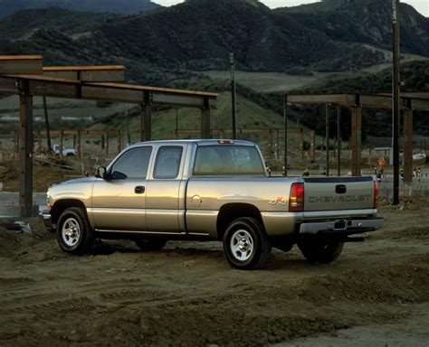 2002 Chevrolet Silverado Image Photo 3 Of 6