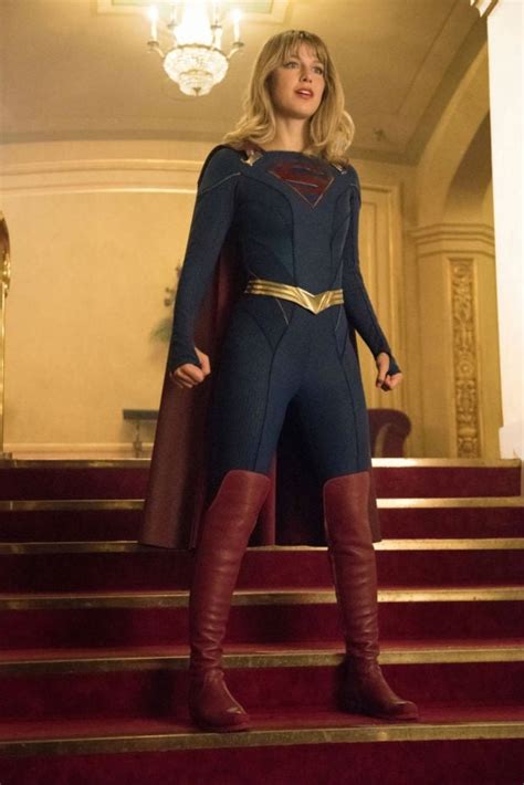 Supergirl Enjoy A Closer Look At Karas Cool New Costume Photos