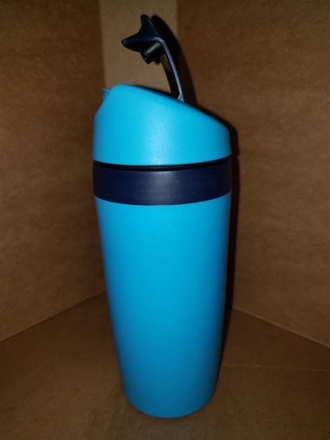 Tupperware Insulated Mug On Mercari Insulated Mugs Tupperware Mugs