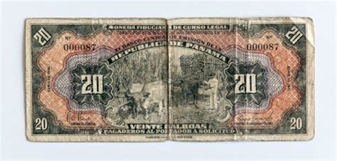 Vintage Panamanian banknotes may command $12K - Antique Trader