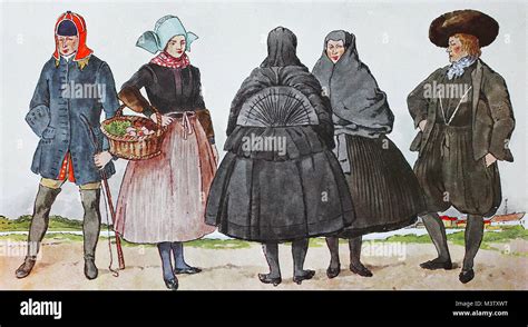 Fashion, clothes in Denmark, folk costumes around 1800, from left ...