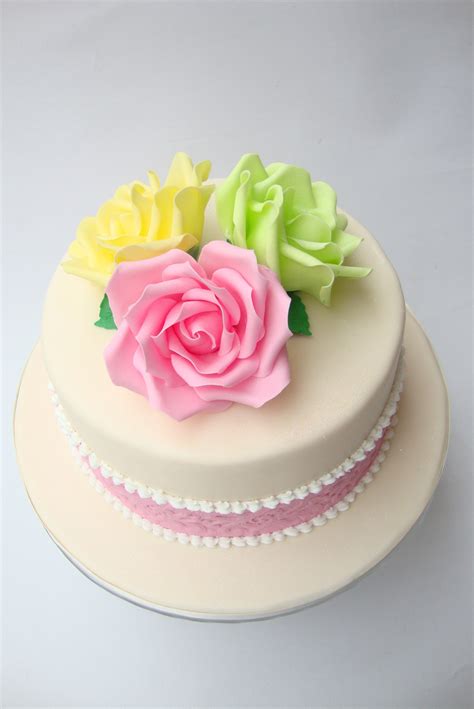 Rose Birthday Cake - CakeCentral.com