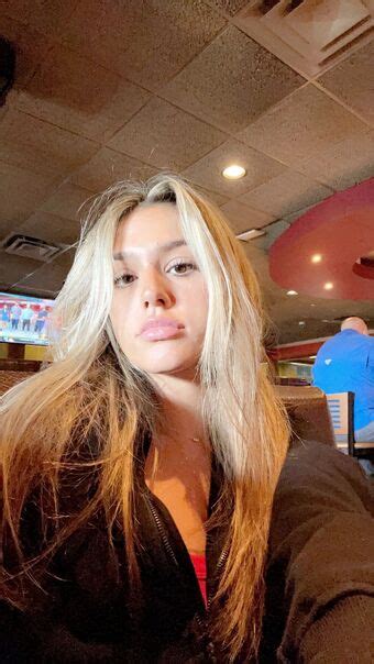 IsaMeccia Digitalprincxss Nude Leaks OnlyFans Leaked Models The Fappening Leaked Photos