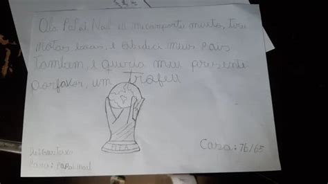 Garoto faz carta ao Papai Noel e pede troféu da Copa como presente de Natal