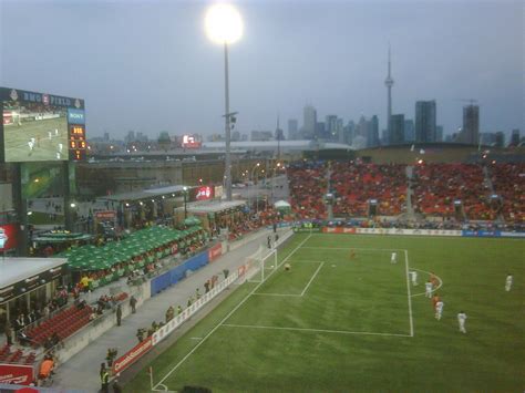 Inside The Bmo Field Watching The Toronto Fc Take On The M Flickr