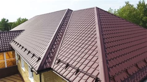 Advantages Of Metal Roofing Over Other Roofing Materials