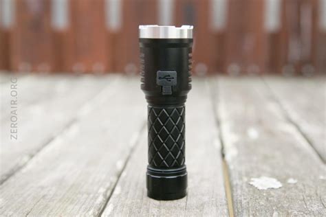 Astrolux EC01 Flashlight Review ZeroAir Reviews