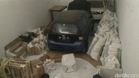 Polisi Bongkar Gudang Penyimpanan Pil Ilegal Di Gowa