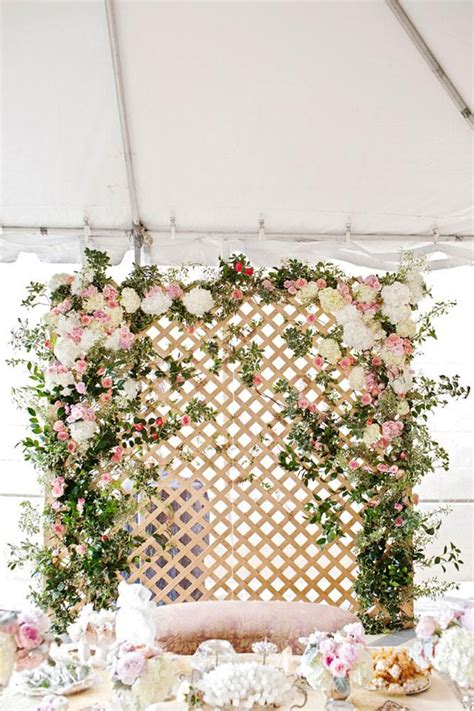 011-southboundbride-wedding-trend-flower-walls-backdrop – SouthBound Bride