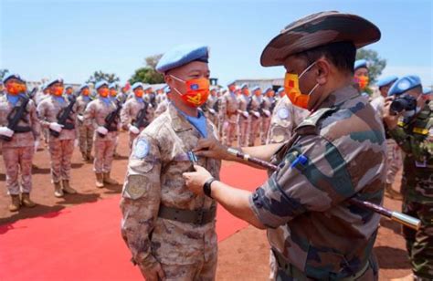 Chinese Peacekeeper To South Sudan Wau Awarded Un Peace Medals