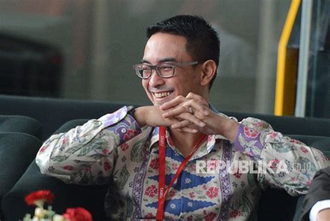 Kpk Tanggapi Acara Bersama Tersangka Zumi Zola Republika Online