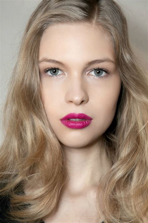 How To Wear Bright Lipstick StyleCaster