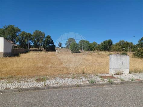 Terreno à venda em Escalos de Cima e Lousa Castelo Branco RE MAX