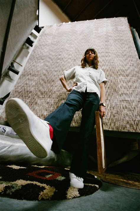 The Thread - Nora Vasconcellos