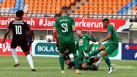 PS Sleman Dihadang Persebaya Surabaya Duo Legiun Asing Super Elja