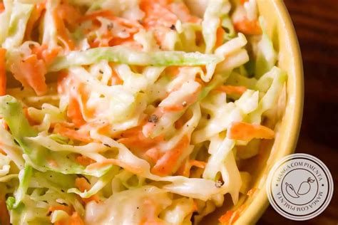 Salada De Repolho E Cenoura Com Maionese - Salada de Repolho e Cenoura com Maionese - Manga com Pimenta