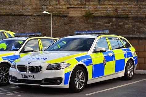 Yj16 Fha West Yorkshire Police Bmw 525d Estate Traffic Car Flickr