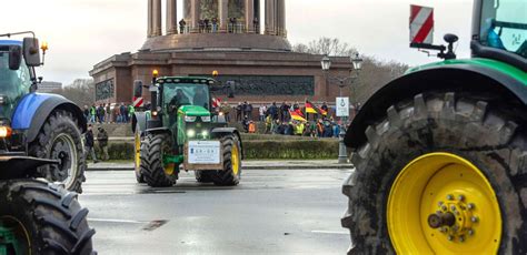 Les Agriculteurs Fran Ais Tent S Par Lexemple Allemand De La Manif