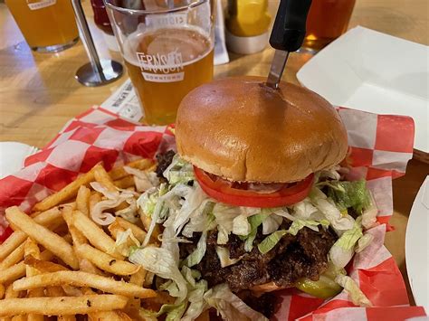 2024 Downtown Sioux Falls Burger Battle Fernson [review]