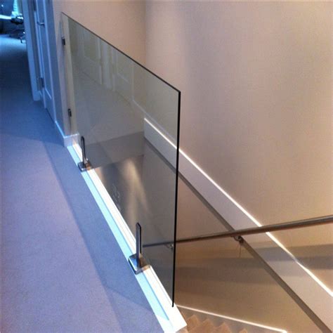 Modern Spigot Glass Railing With Stainless Steel Grade Spigot