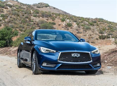 2017 Infiniti Q60 Red Sport 400