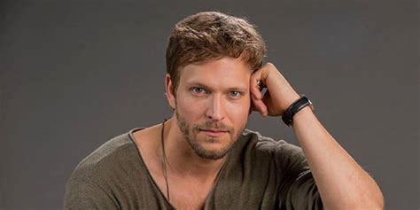 Who Is Actor Jon Cor Married To Wife Height Net Worth Wiki