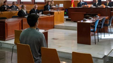 VIOLACIÓ IGUALADA SENTÈNCIA L Audiència condemna a 35 anys de presó l