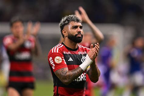 Na mira do Corinthians Gabigol possui multa impagável para deixar o