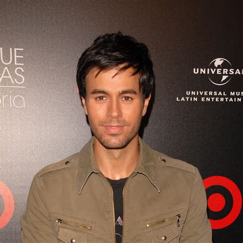 Enrique Iglesias - Age, Bio, Birthday, Family, Net Worth