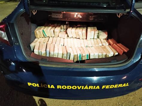 Prf Apreende Pasta Base De Cocaína Maconha E Recupera Dois Veículos