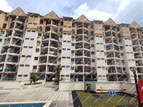 Ixora Apartment