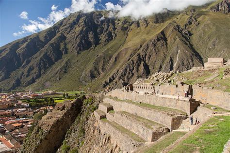 Ollantaytambo - ruins & city - Greg Willis