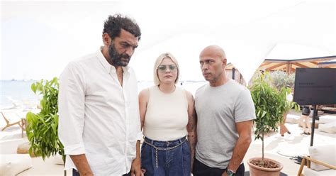 Louane Emera Eric Judor Ramzy Bedia Lors De La Remise Du Prix Tiktok