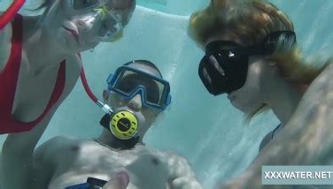 Gay Underwater Blowjob Porn Videos LetMeJerk