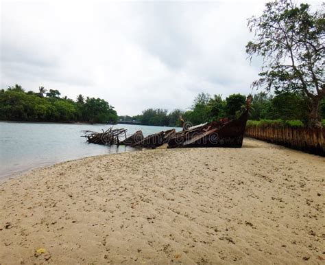 Scene of Luganville, Espiritu Santo, Vanuatu Stock Image - Image of coast, cruise: 122962305