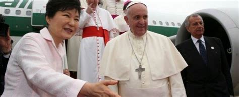 Papa Francesco In Corea Del Sud La Corea Del Nord Spara Razzi Prima