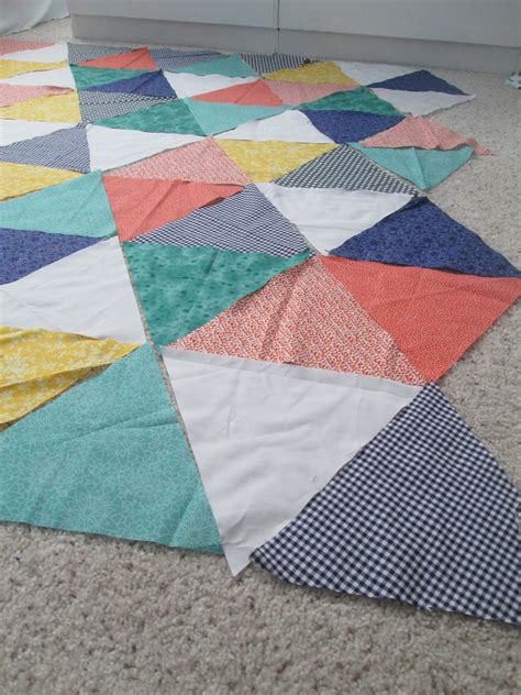 Quackadoodle Quilt: Equilateral Triangle Quilt Tutorial