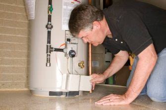 Hot Water Not Coming Out Of Faucet 3 DIY Fixes Home Repair Geek